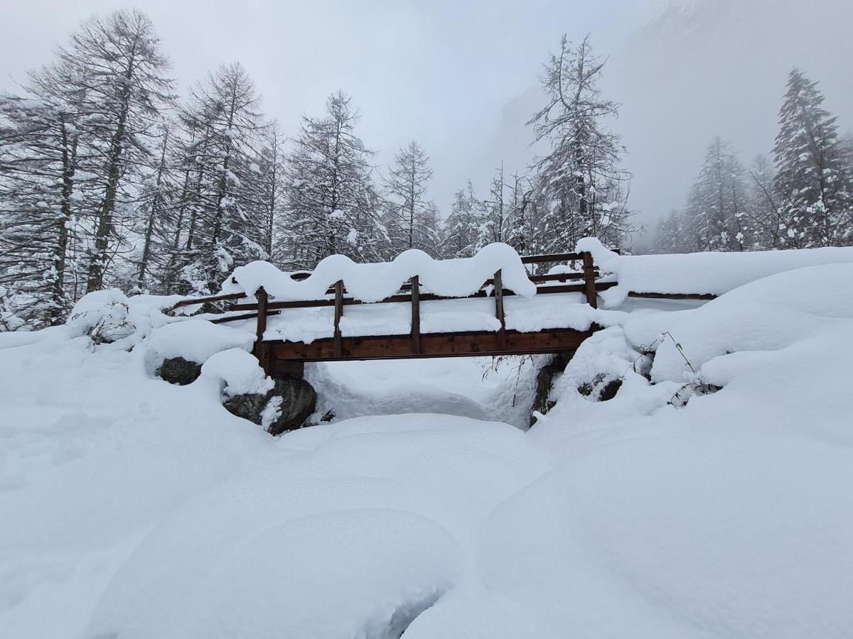 Hotel Ristorante Bucaneve San Martino (Sondrio) Exterior foto